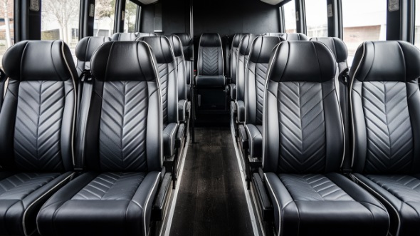 30 passenger minibus rental daytona beach