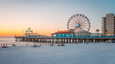 daytona beach boardwalk and pier